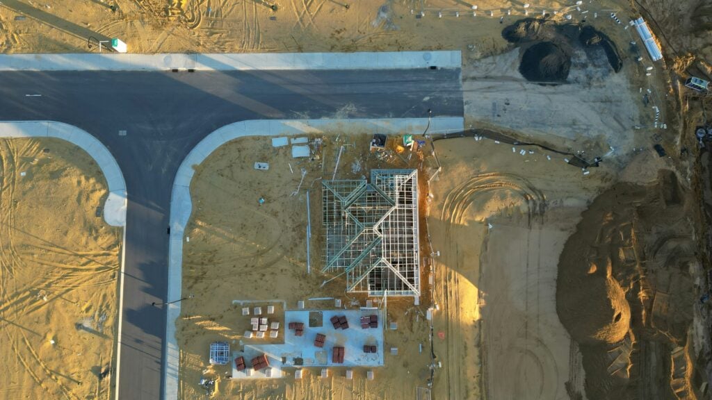 An aerial view of a Brookbanks construction site.